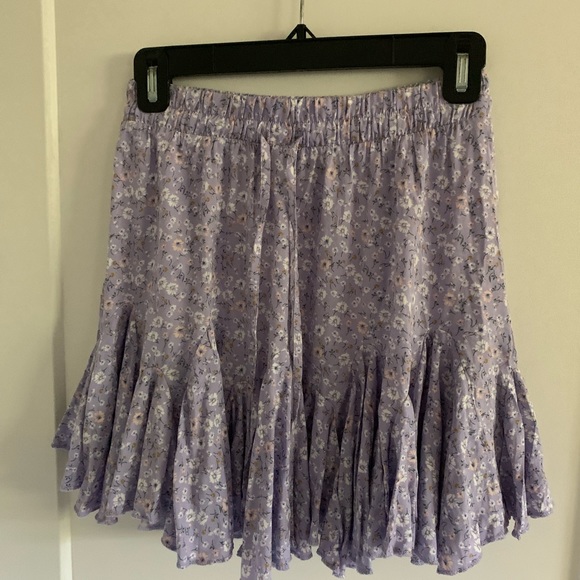 Floral mini skirt - Picture 1 of 2